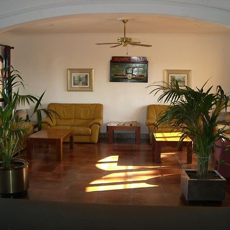 Bahia Park Hotel Cala En Porter  Bagian luar foto