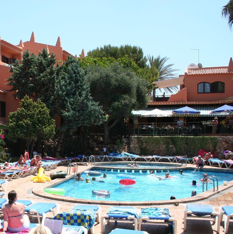 Bahia Park Hotel Cala En Porter  Bagian luar foto